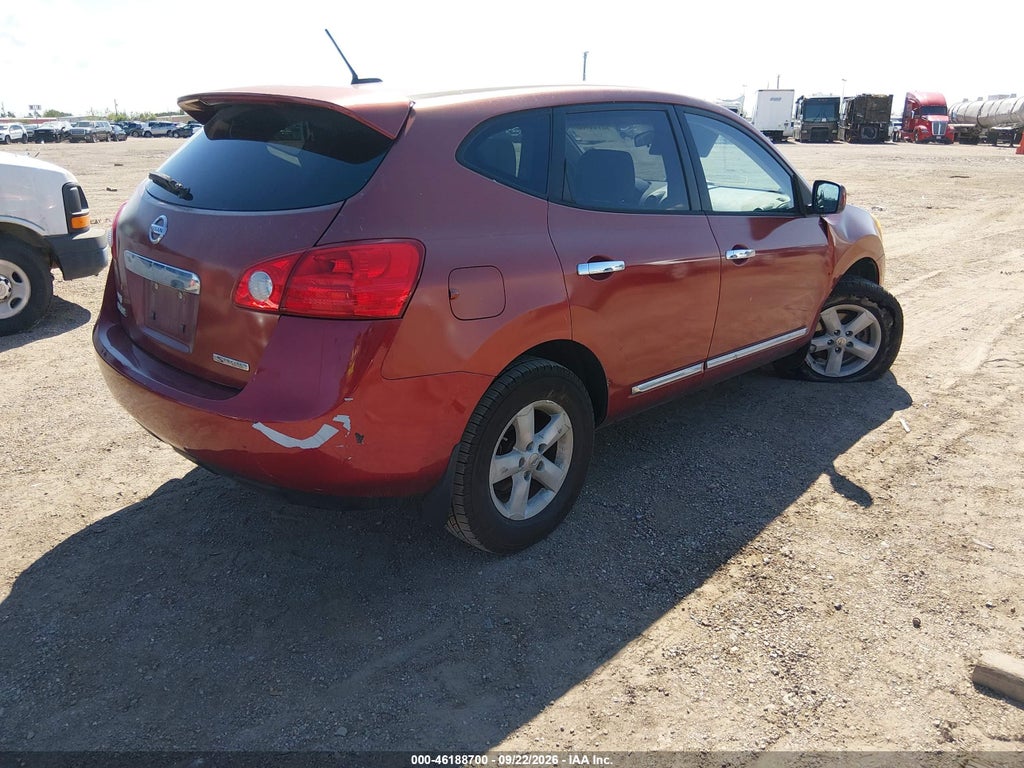 2013 Nissan Rogue S photo 4