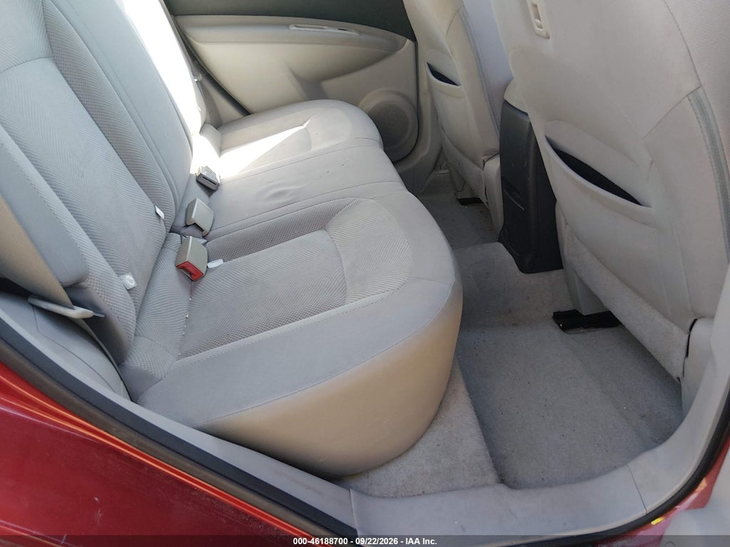 2013 Nissan Rogue S photo 8