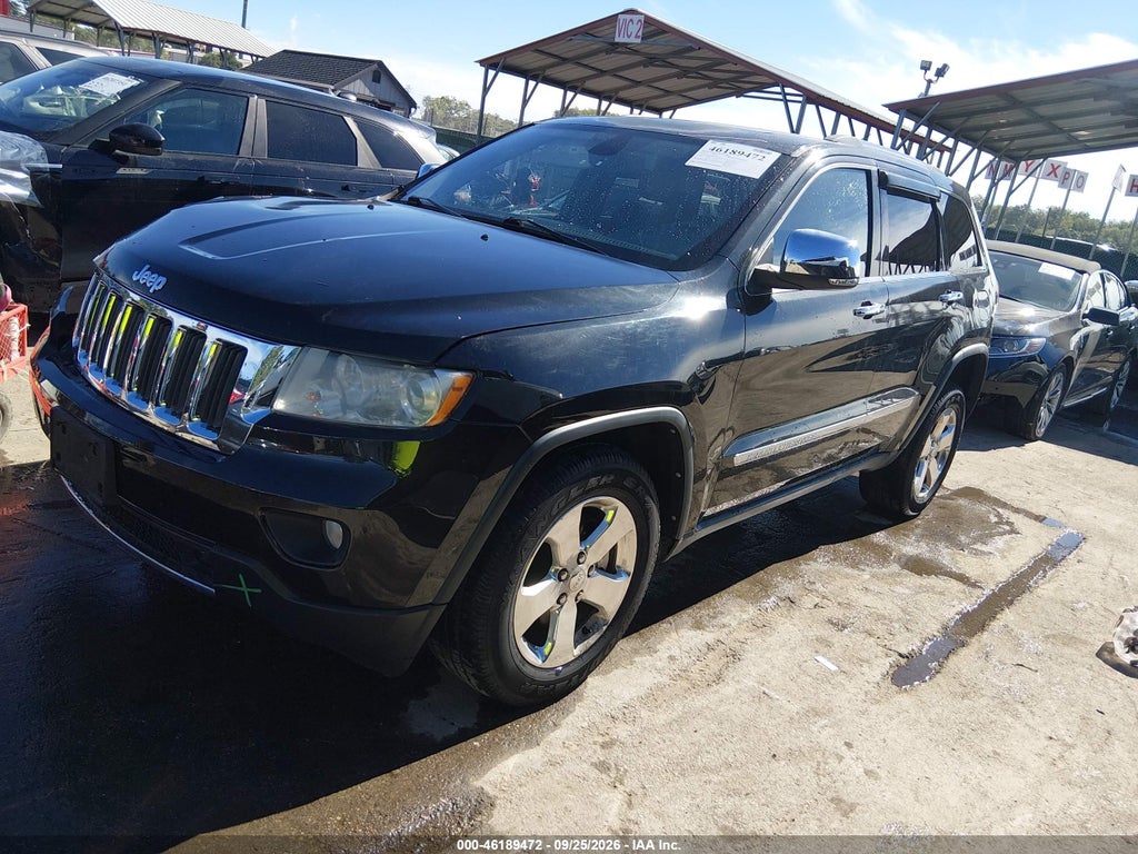 2013 Jeep Grand Cherokee Limited photo 2