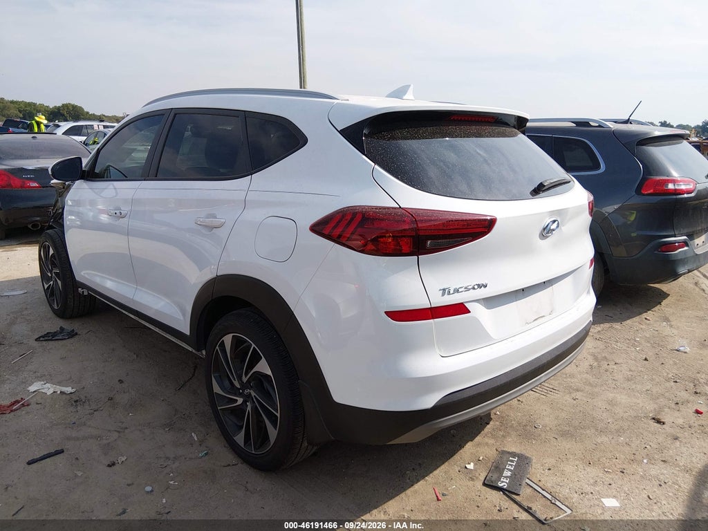 2019 Hyundai Tucson Sport photo 3