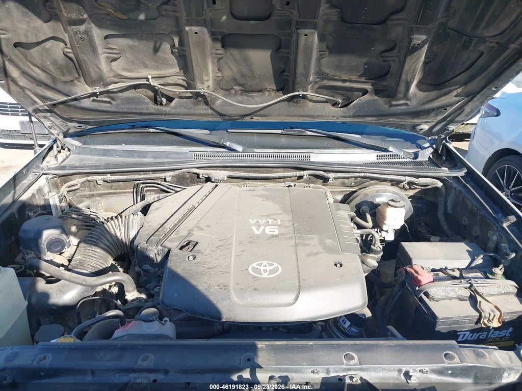 2014 Toyota Tacoma Prerunner V6 photo 10