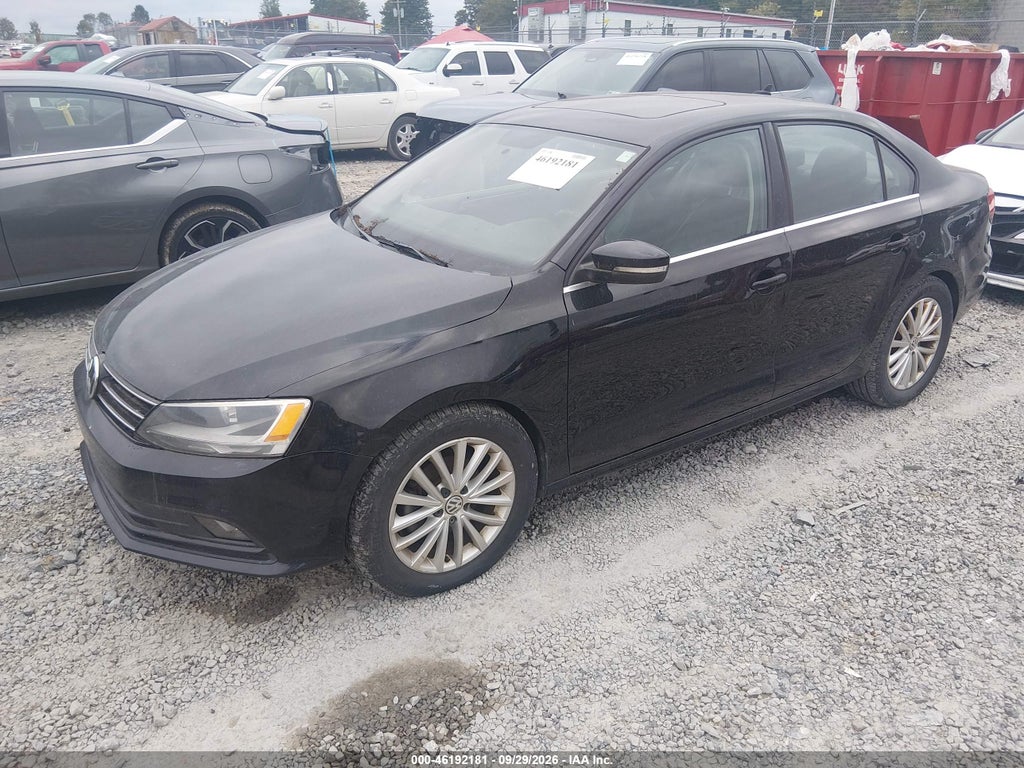 2015 Volkswagen Jetta 1.8T SE photo 2