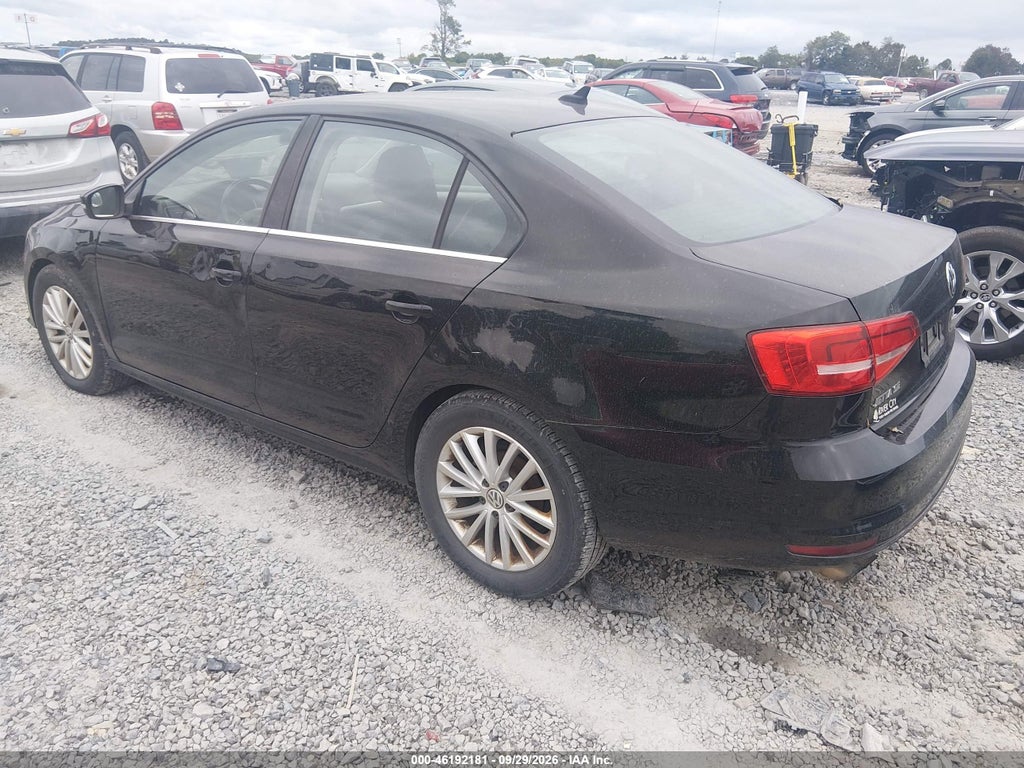 2015 Volkswagen Jetta 1.8T SE photo 3