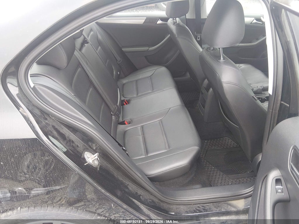 2015 Volkswagen Jetta 1.8T SE photo 8