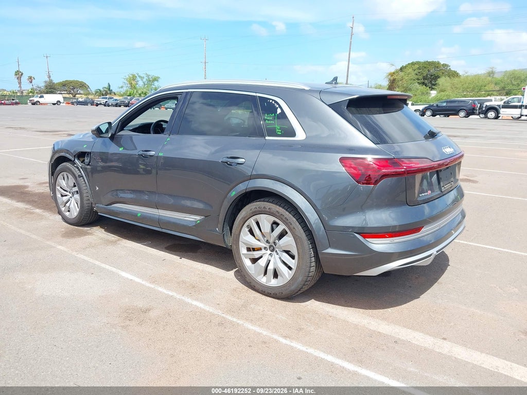 2022 Audi E-Tron S Premium Plus Quattro photo 3