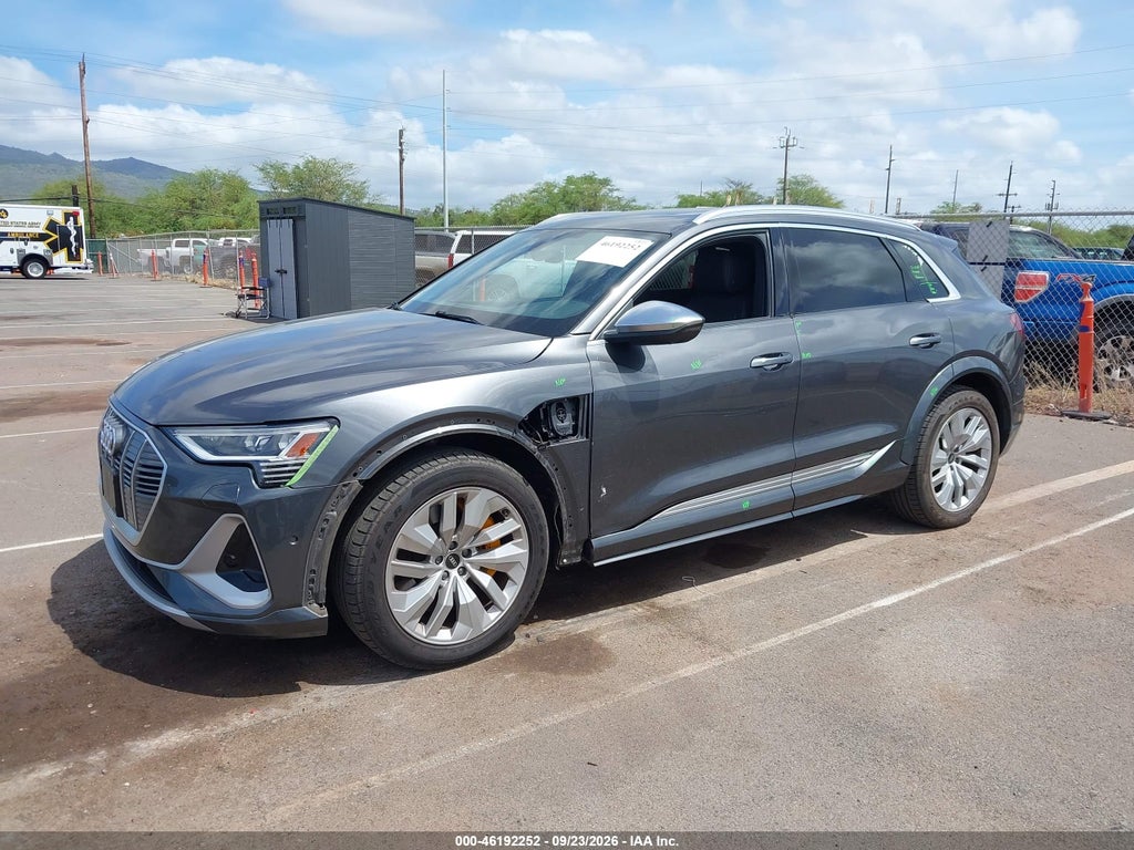2022 Audi E-Tron S Premium Plus Quattro photo 6