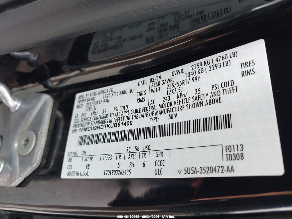 2019 Ford Escape SEL photo 9