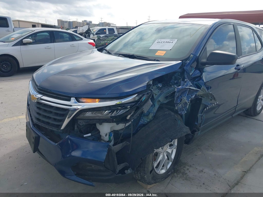 2022 Chevrolet Equinox FWD LS photo 6