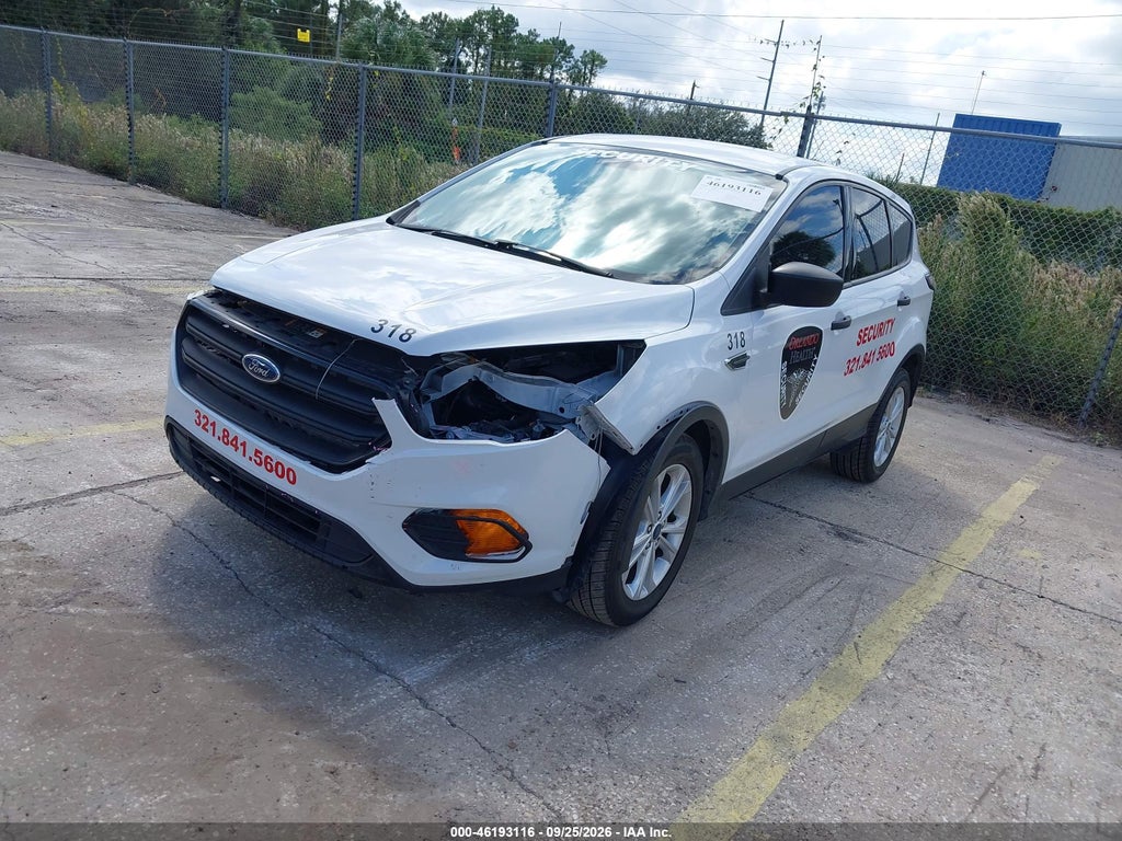 2017 Ford Escape S photo 2