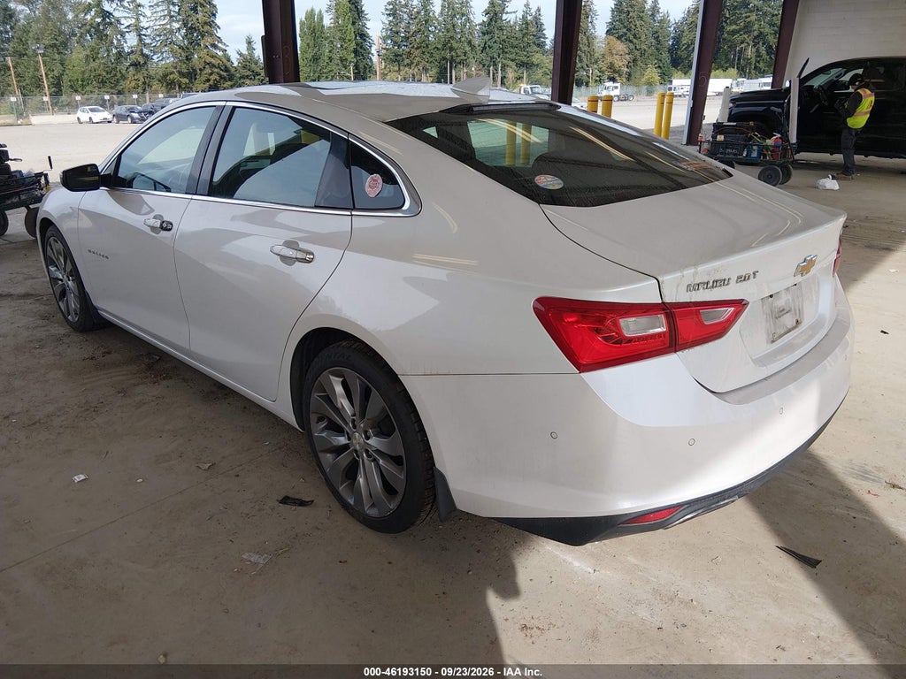 2016 Chevrolet Malibu Premier photo 3