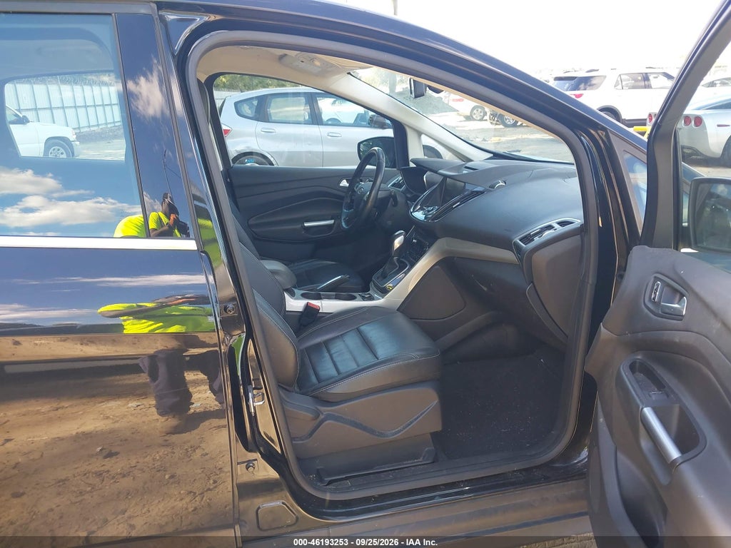 2013 Ford C-MAX Energi SEL photo 5