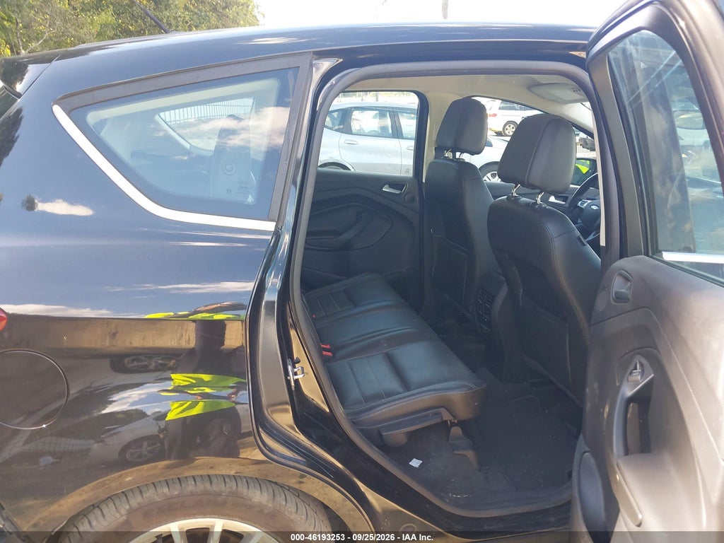 2013 Ford C-MAX Energi SEL photo 8