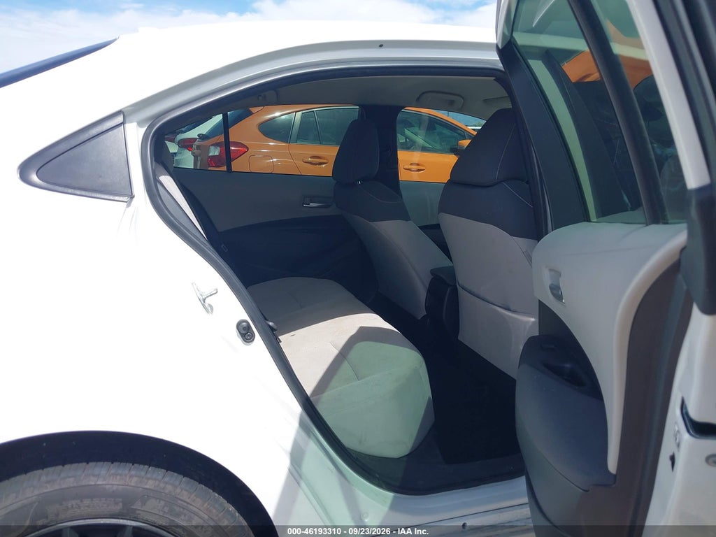 2020 Toyota Corolla LE photo 8