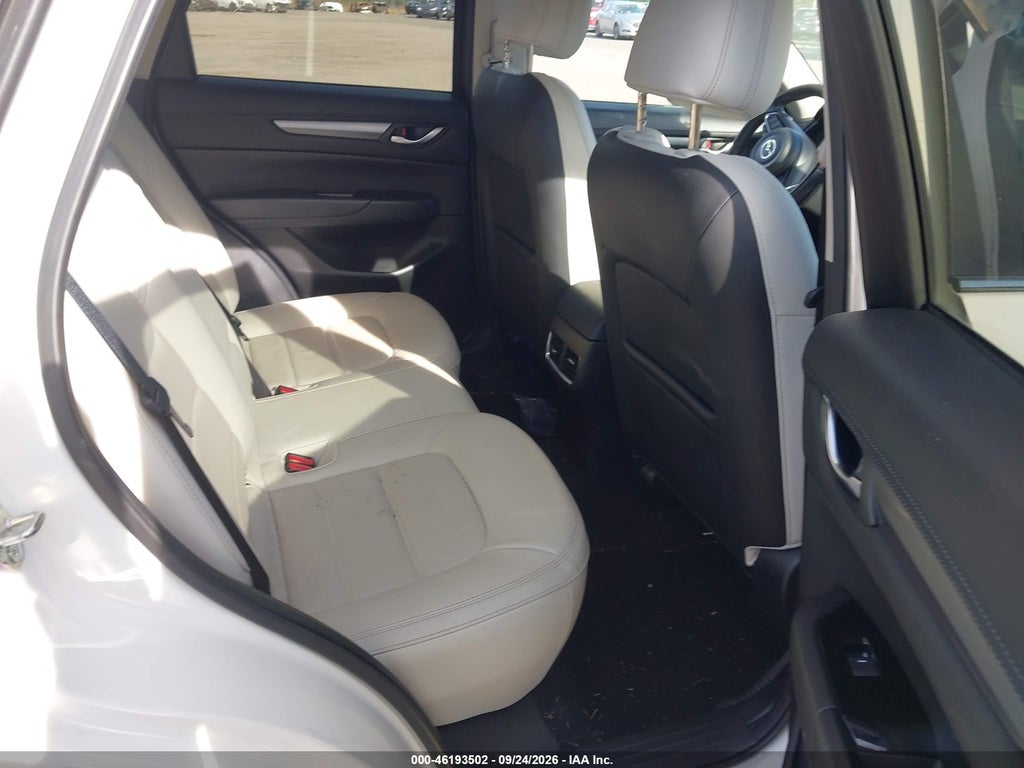 2023 Mazda CX-5 2.5 S Preferred photo 8