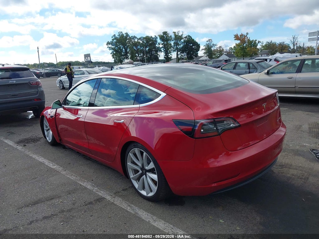 2020 Tesla Model 3 Long Range Dual Motor ALL-Wheel Drive photo 3