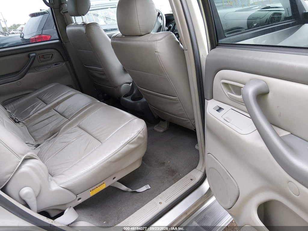 2006 Toyota Sequoia SR5 V8 photo 8