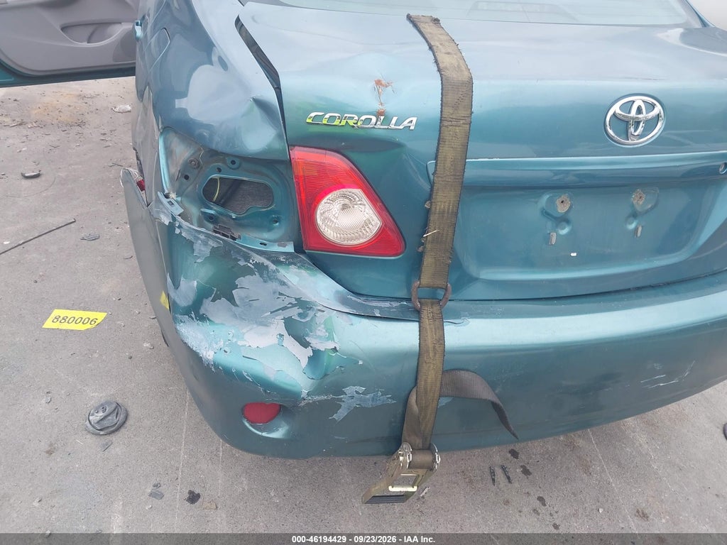 2010 Toyota Corolla LE photo 6