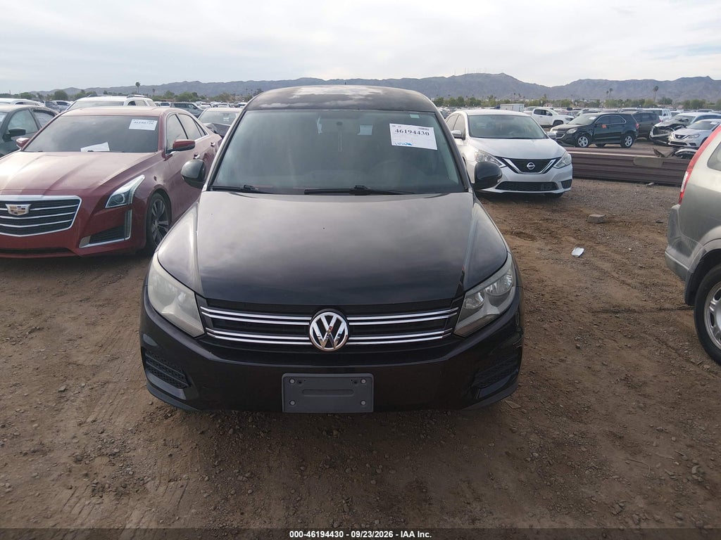 2014 Volkswagen Tiguan S photo 6