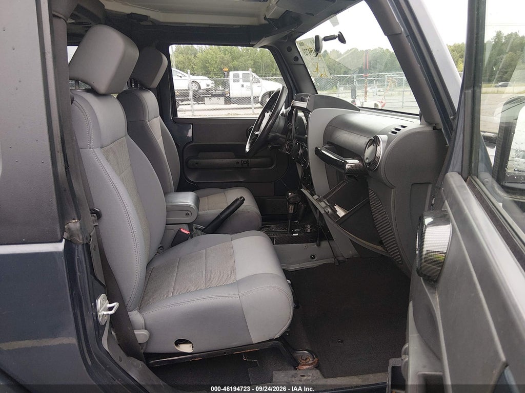2008 Jeep Wrangler Sahara photo 5