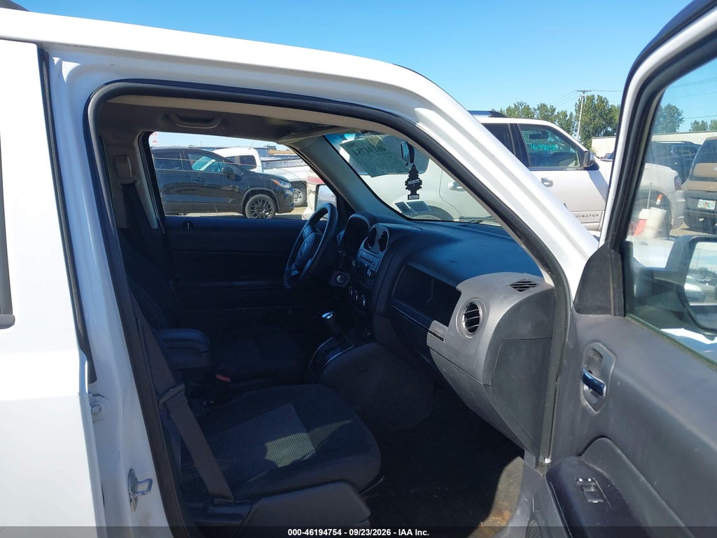 2015 Jeep Patriot Sport photo 5