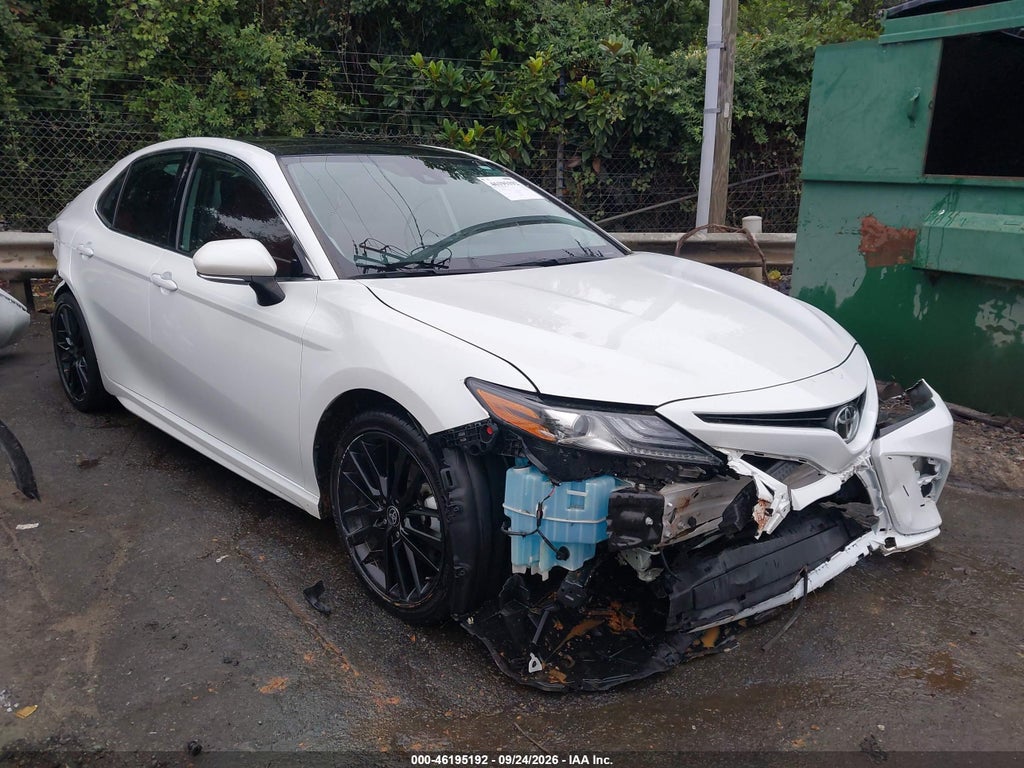 TOYOTA CAMRY 2022
