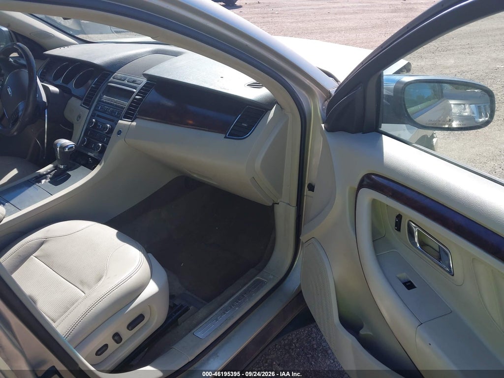 2011 Ford Taurus Limited photo 5