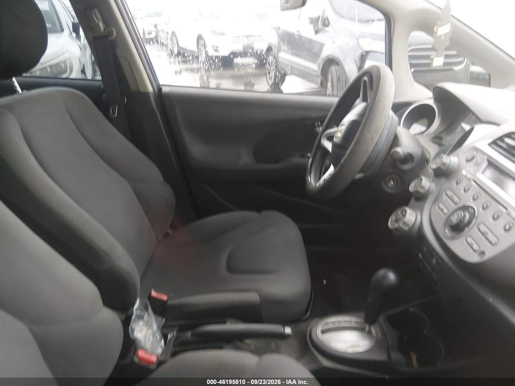 2013 Honda Fit photo 5