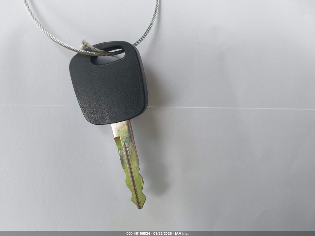 2003 Ford Escape XLS photo 11