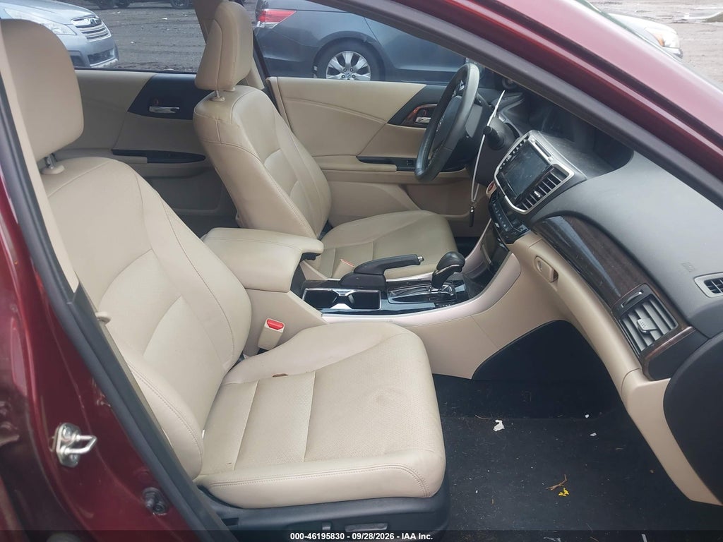 2017 Honda Accord EX-L photo 5