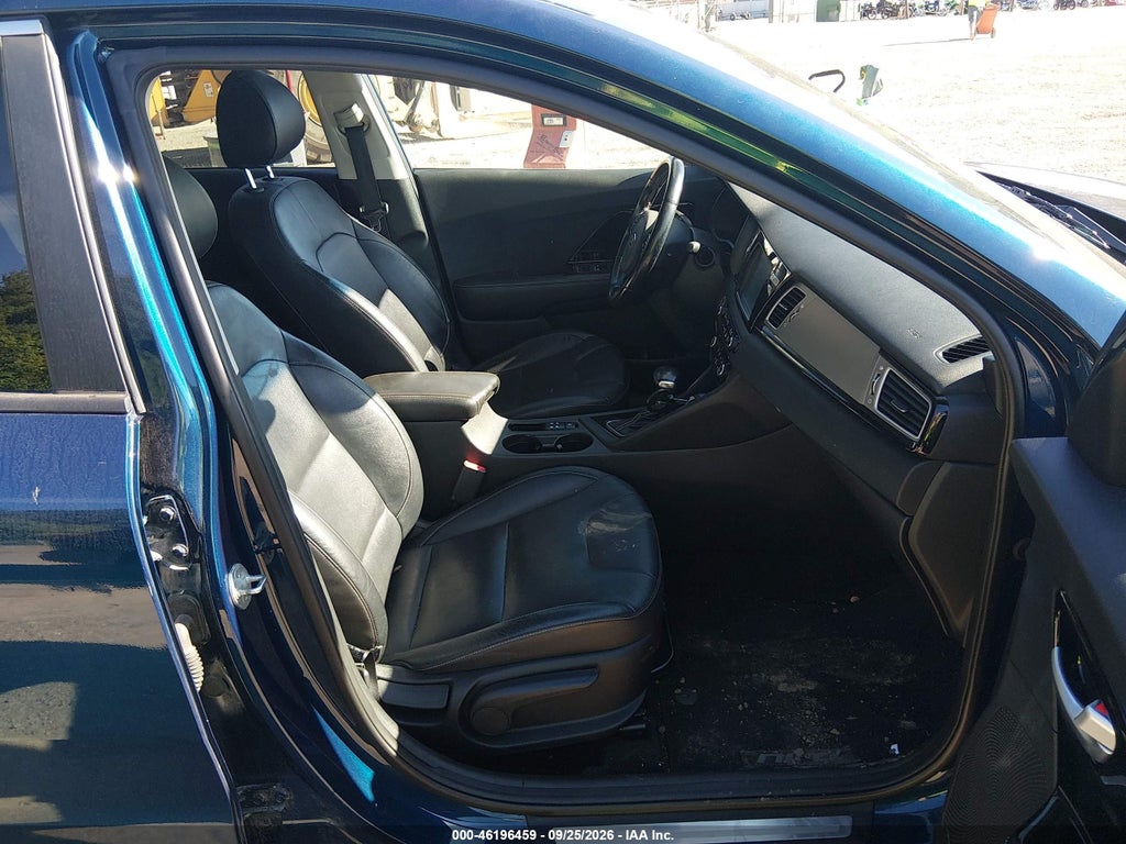2018 Kia Niro Touring photo 5