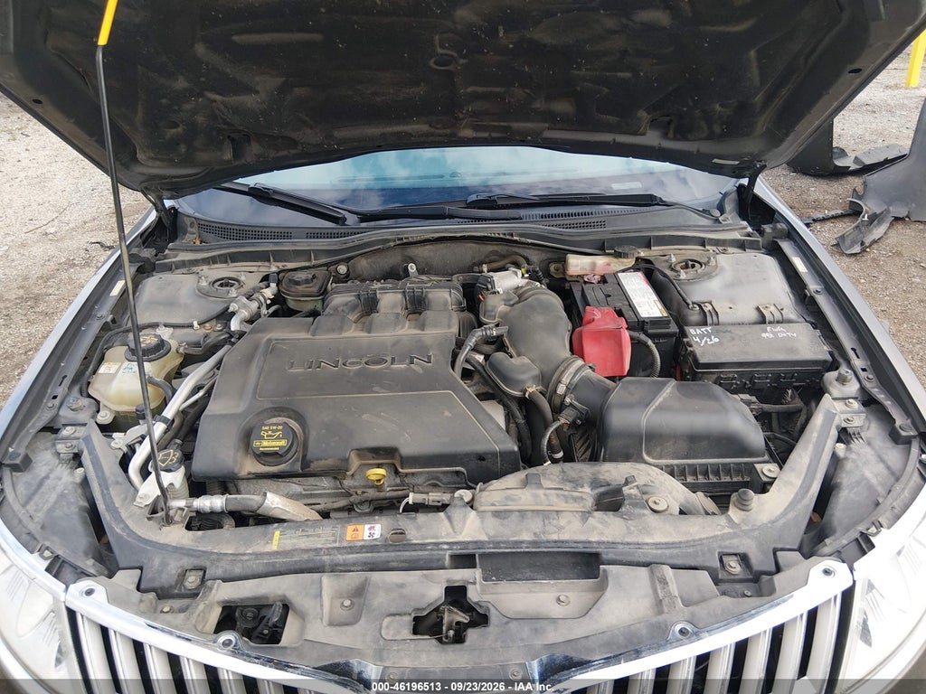 2010 Lincoln MKZ photo 10