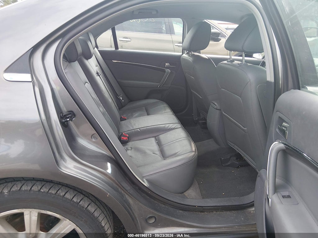 2010 Lincoln MKZ photo 8