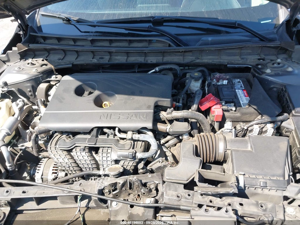 2020 Nissan Altima SR FWD photo 10