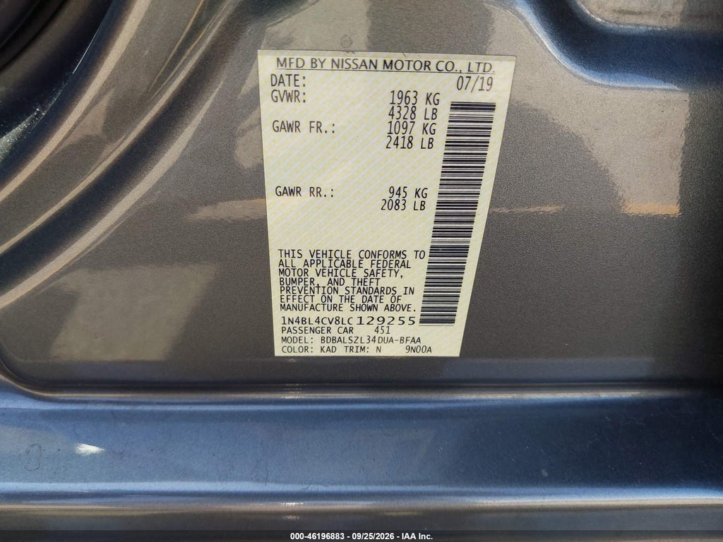 2020 Nissan Altima SR FWD photo 9