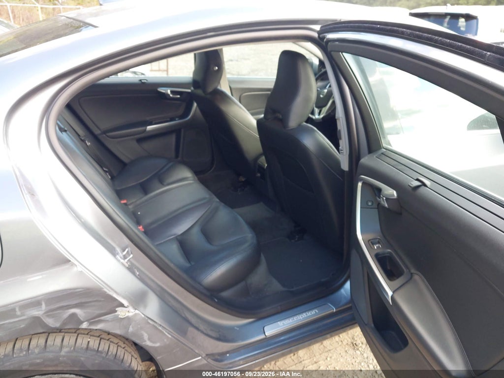 2017 Volvo S60 Inscription T5 photo 8