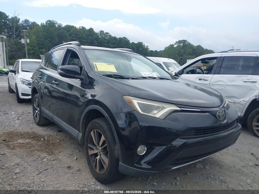 2018 Toyota RAV4 XLE photo 1