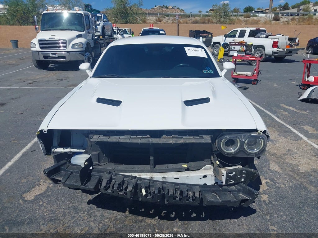 2015 Dodge Challenger SXT photo 6