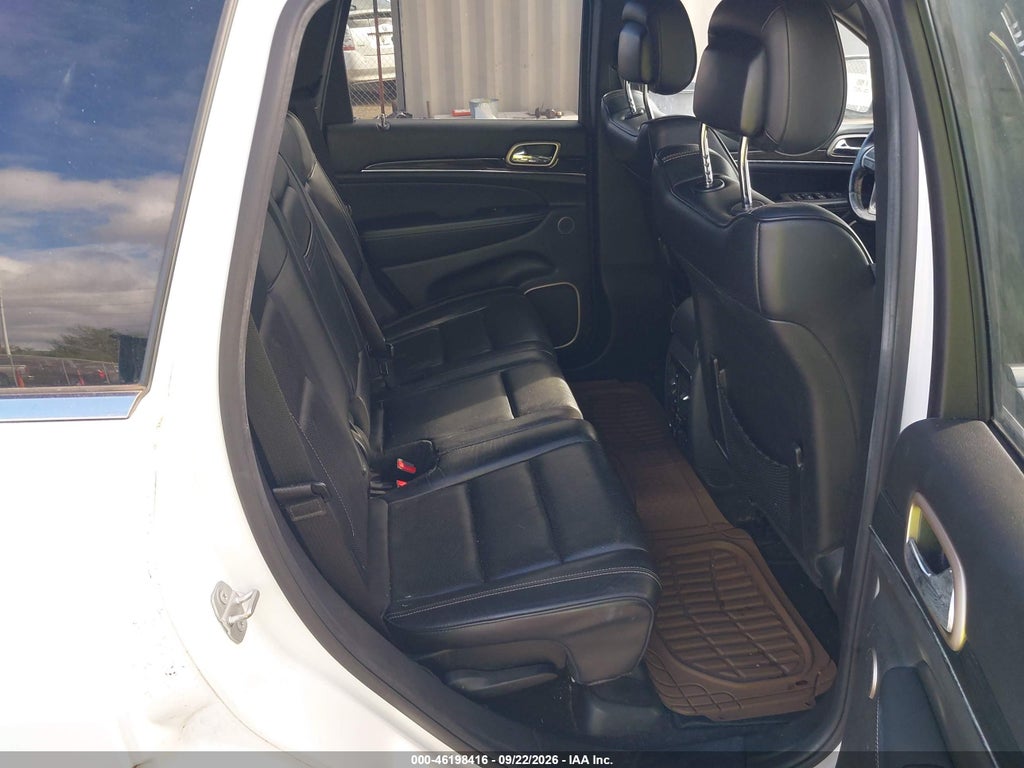 2015 Jeep Grand Cherokee Overland photo 8
