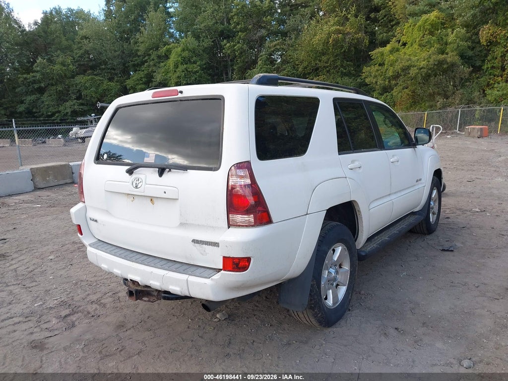 2005 Toyota 4RUNNER SR5 V8 photo 4