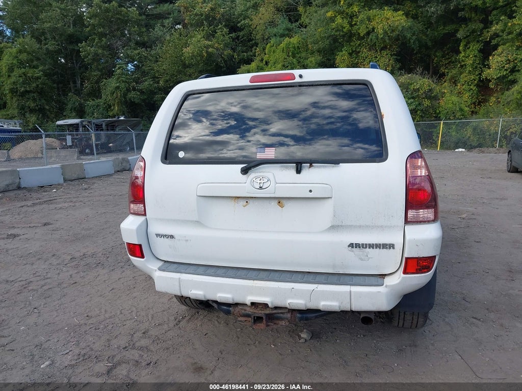 2005 Toyota 4RUNNER SR5 V8 photo 6