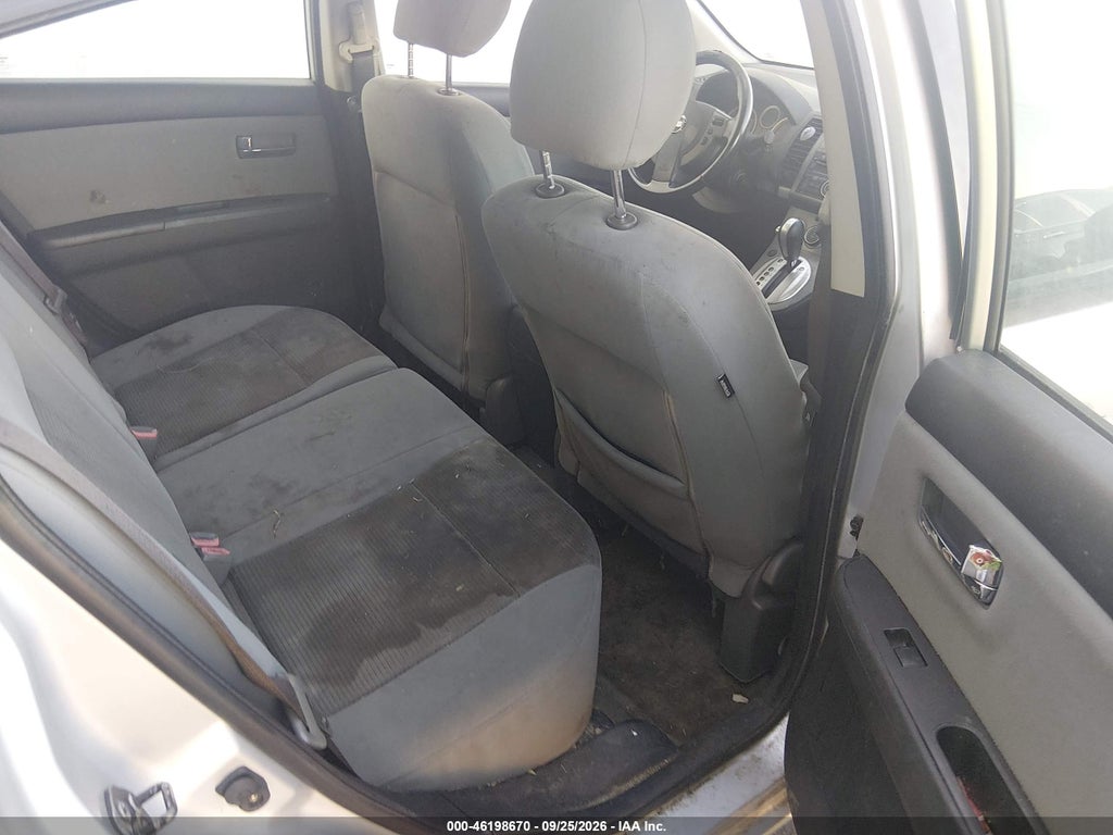 2012 Nissan Sentra 2.0 S photo 8
