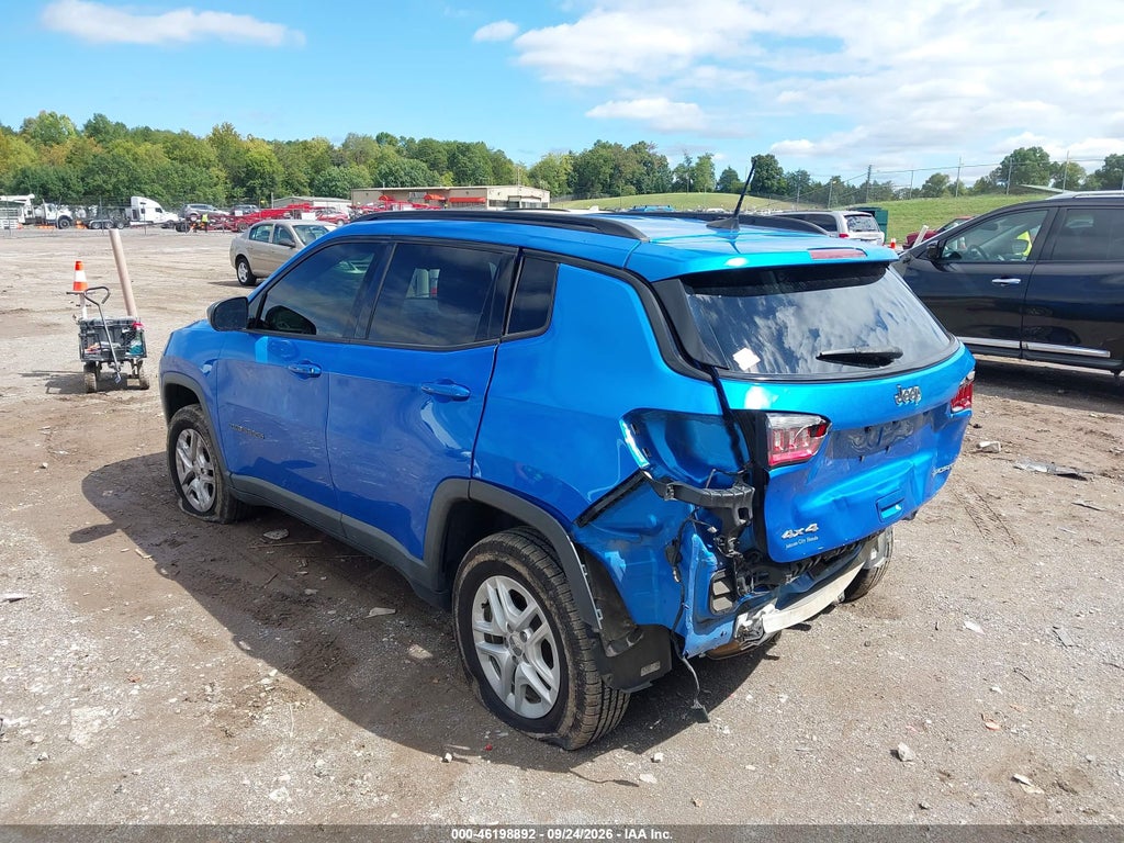 2018 Jeep Compass Sport 4X4 photo 3
