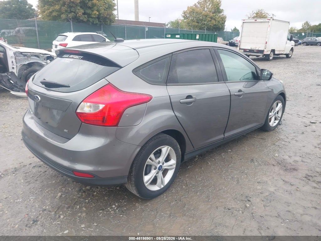 2014 Ford Focus SE photo 4