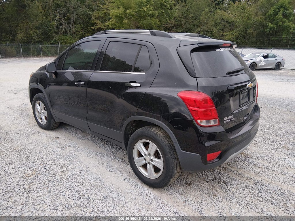2017 Chevrolet Trax LT photo 3