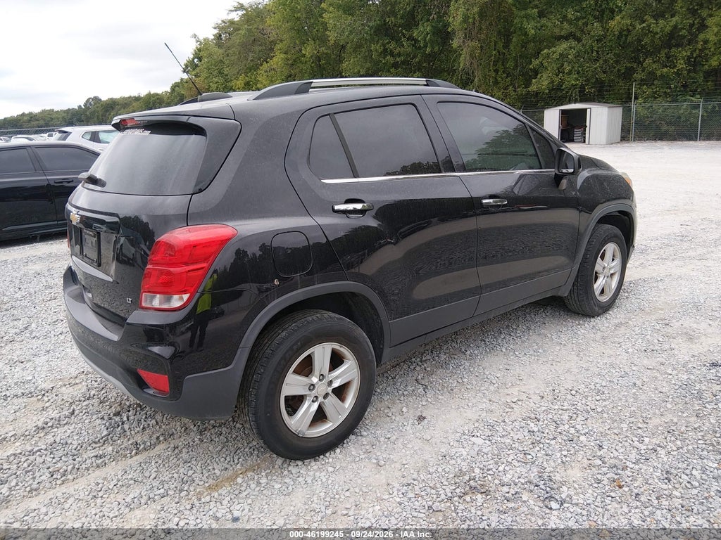2017 Chevrolet Trax LT photo 4