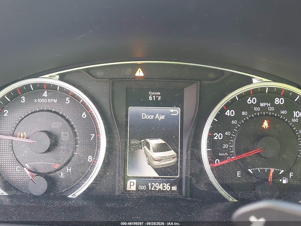 2017 Toyota Camry SE photo 7
