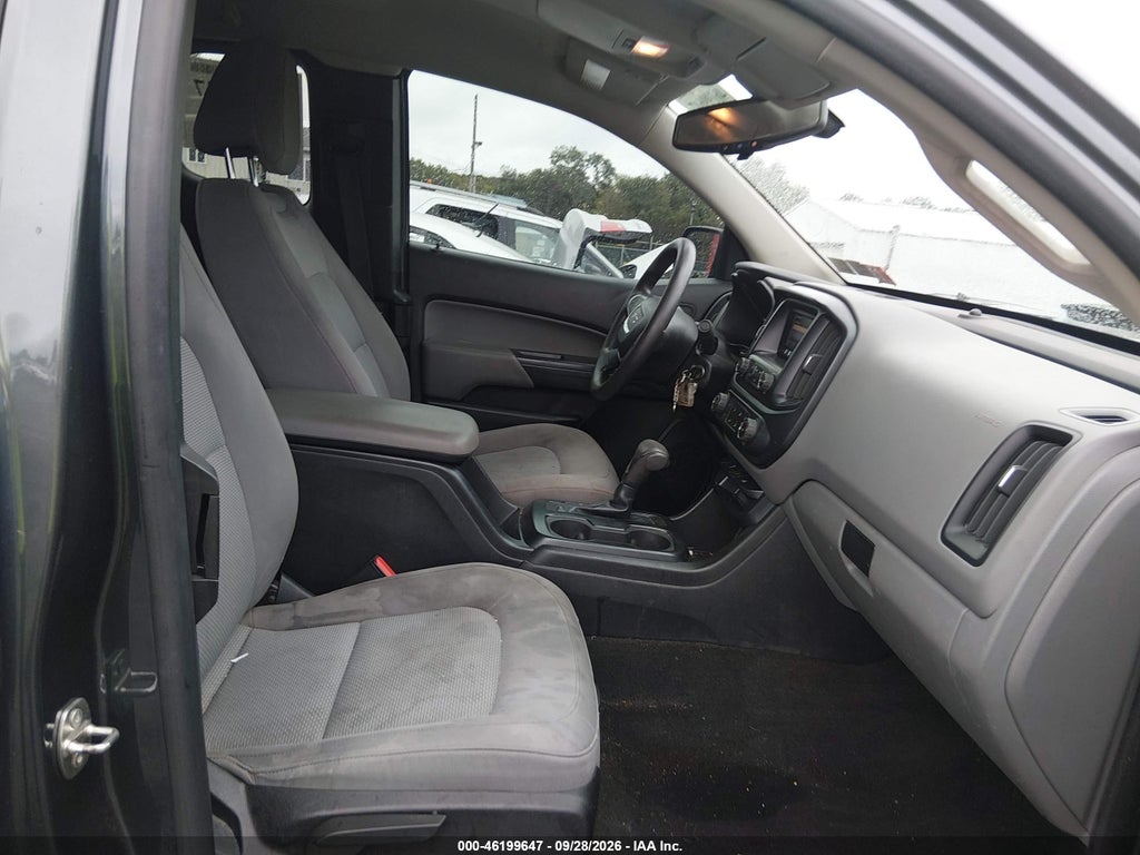 2015 GMC Canyon photo 5