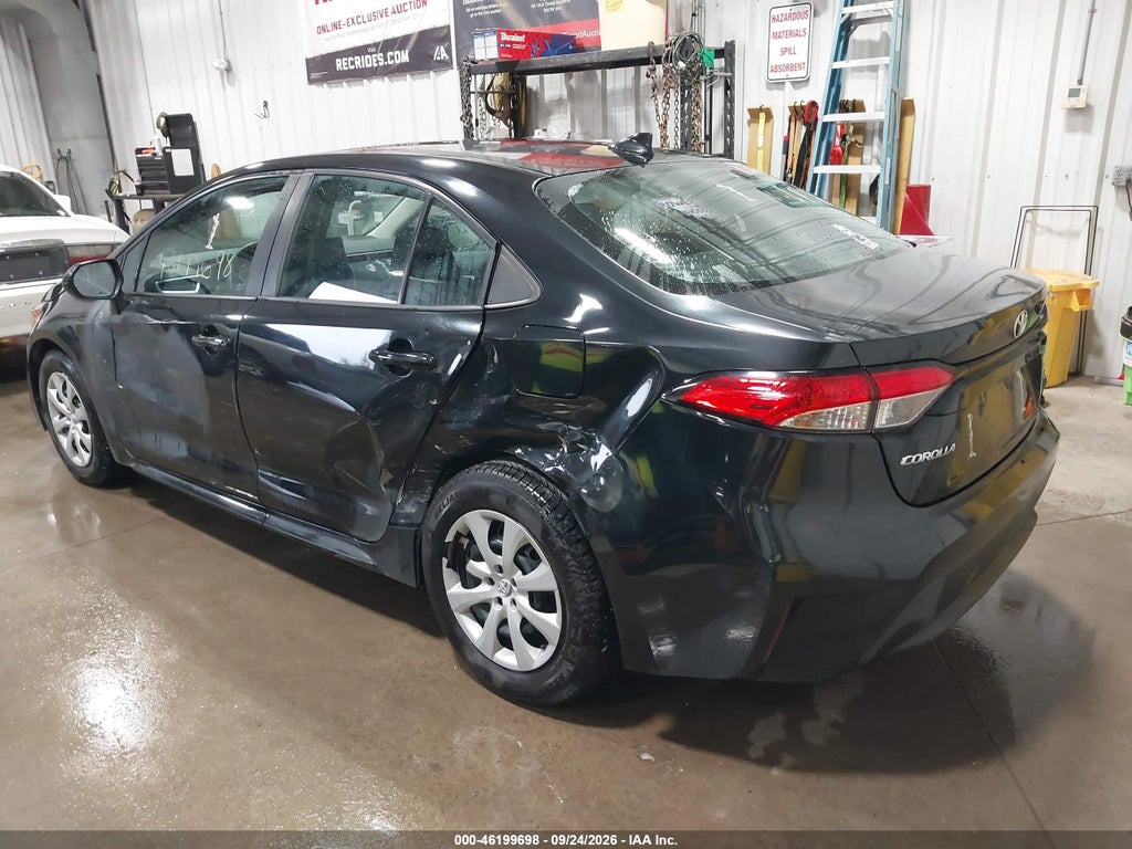 2020 Toyota Corolla LE photo 3
