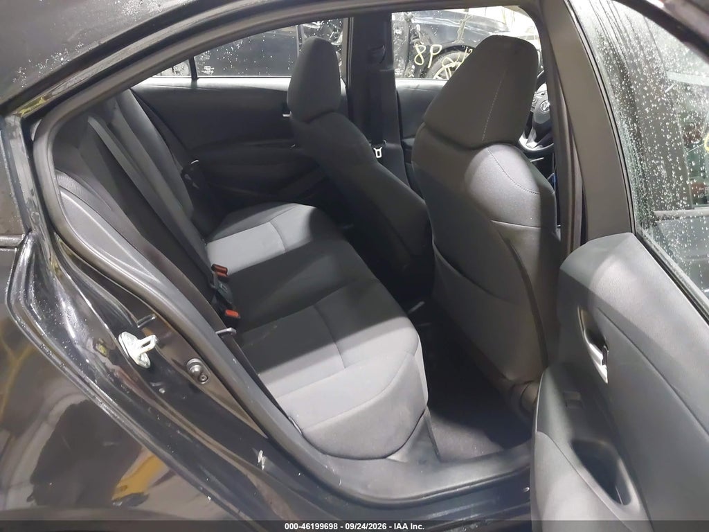 2020 Toyota Corolla LE photo 8