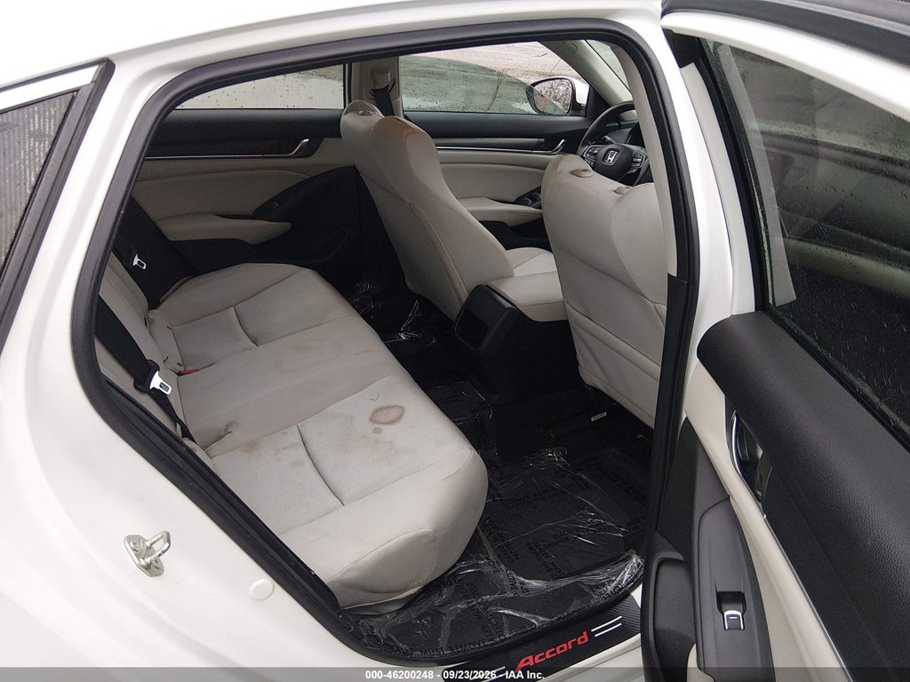 2018 Honda Accord LX photo 8